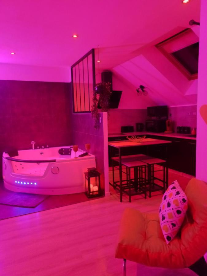 Game Room Epernay Bagian luar foto