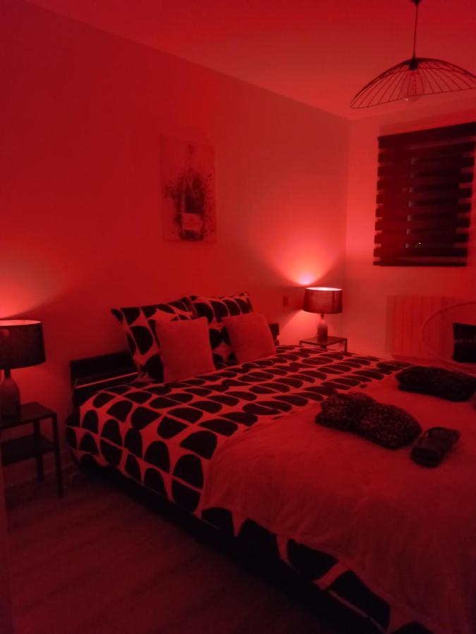 Game Room Epernay Bagian luar foto