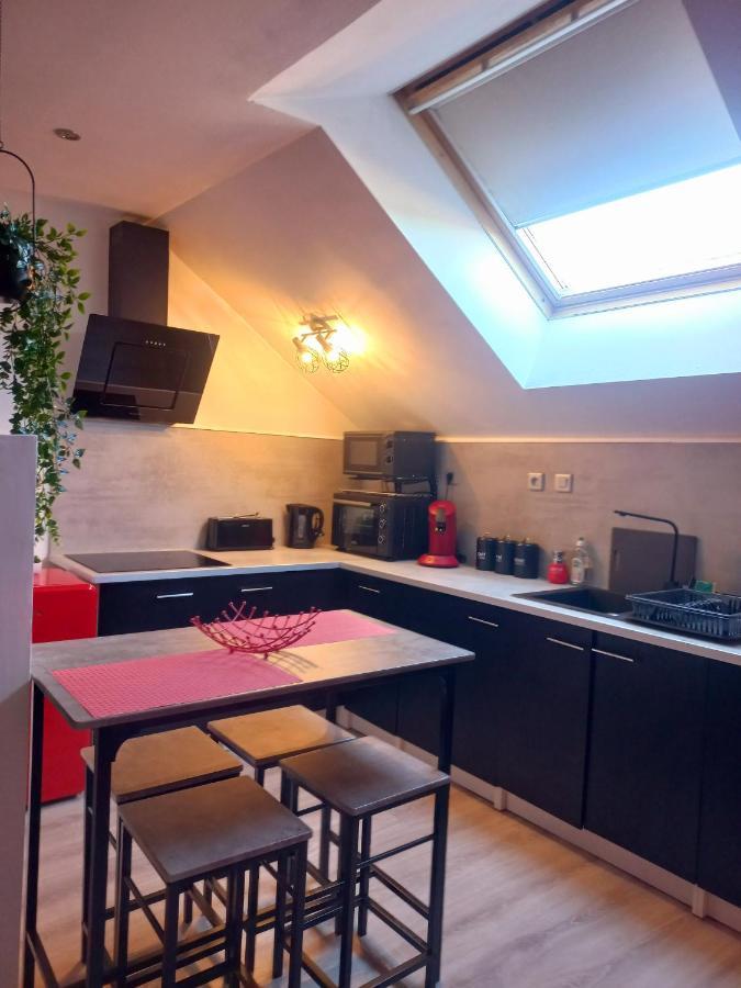 Game Room Epernay Bagian luar foto