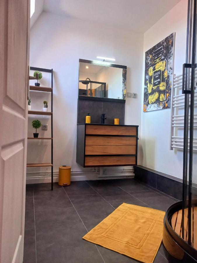 Game Room Epernay Bagian luar foto
